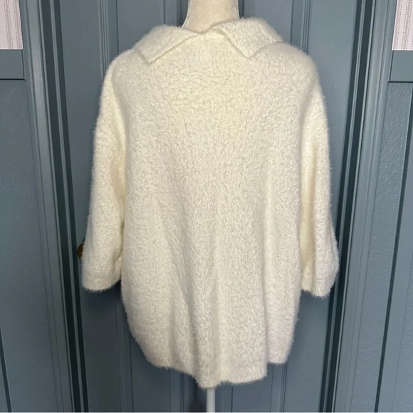 H&M White Fuzzy Sweater - Picture 5 of 9